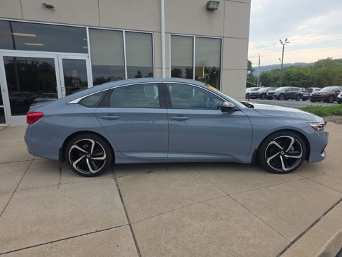Used 2022 Honda Accord Sport image 4