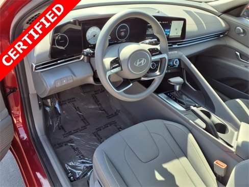 Certified 2024 Hyundai Elantra SEL image 3