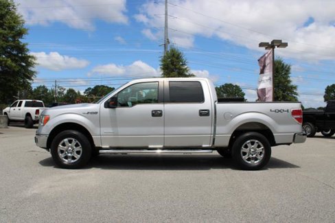 Used 2014 Ford F150 XLT w/ XLT Chrome Package image 8
