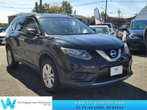 Used 2015 Nissan Rogue SV image 1
