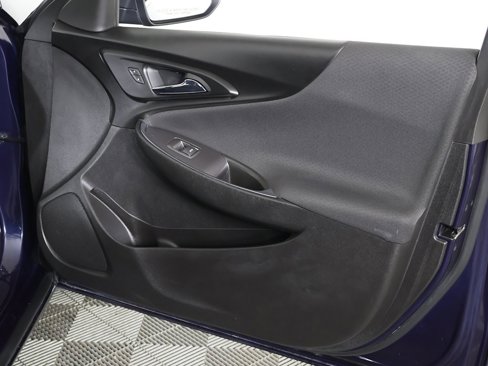 Used 2017 Chevrolet Malibu LT image 21