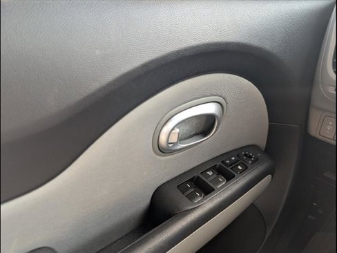 Used 2016 Kia Soul image 14