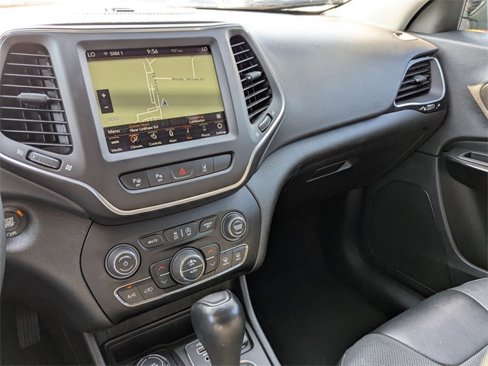 Used 2023 Jeep Cherokee Altitude Lux image 23