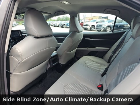 Used 2023 Toyota Camry SE image 25