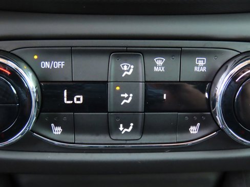Used 2023 Chevrolet TrailBlazer LT w/ Convenience Package image 33