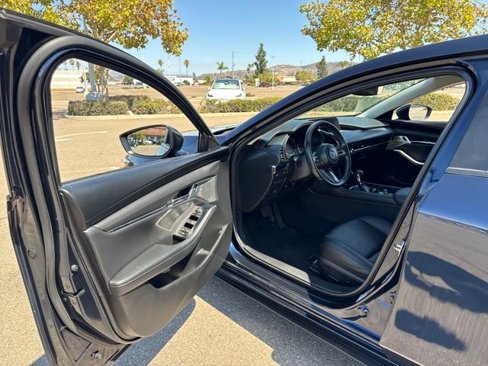 Used 2020 MAZDA MAZDA3 Sedan w/ Preferred Package image 24