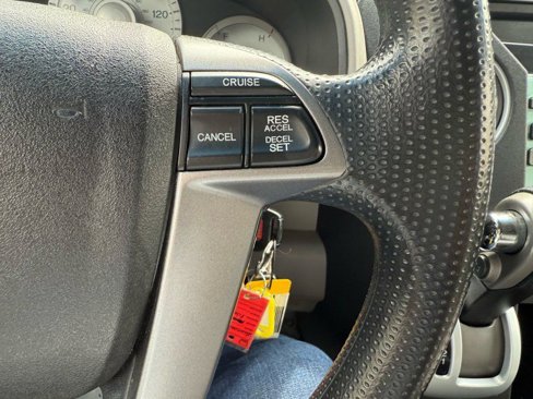 Used 2011 Honda Pilot EX image 17