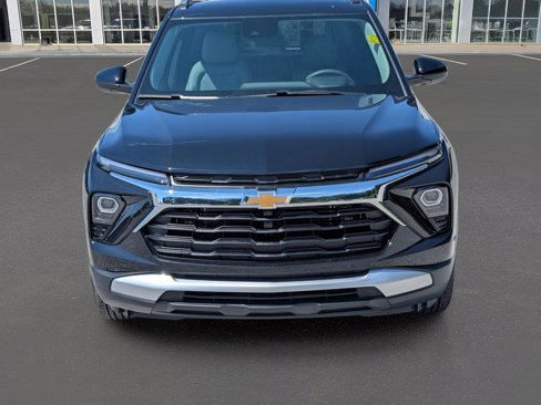 New 2026 Chevrolet TrailBlazer LT image 2