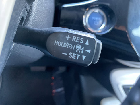 Used 2016 Toyota Prius Three image 44