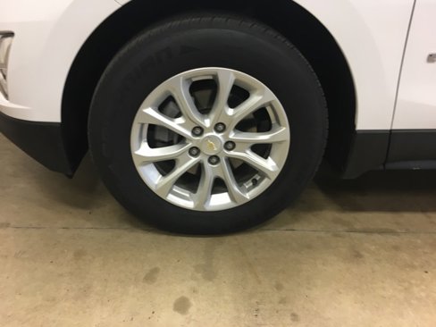 Used 2019 Chevrolet Equinox LT image 11