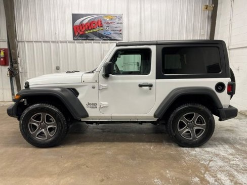 Used 2019 Jeep Wrangler Sport image 5