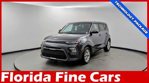 Used 2022 Kia Soul LX w/ Technology Package image 1
