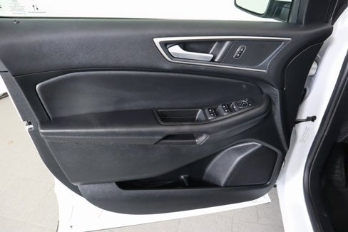 Used 2024 Ford Edge SEL image 21
