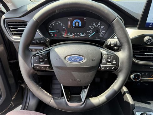 Used 2022 Ford Escape SE image 18