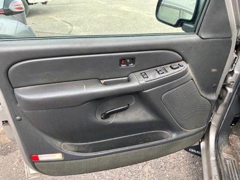 Used 2004 GMC Sierra 1500 SLE w/ Light Duty Power Package image 14