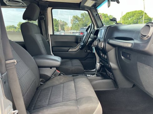 Used 2012 Jeep Wrangler Sport w/ Connectivity Group image 13
