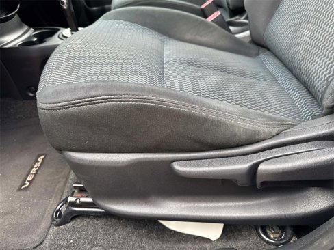 Used 2016 Nissan Versa Note SV image 17