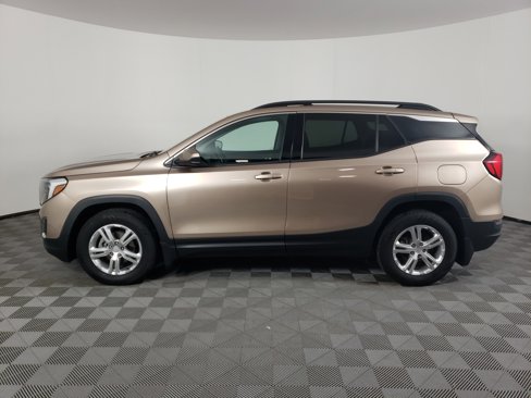 Used 2019 GMC Terrain SLE w/ Driver Convenience Package image 5