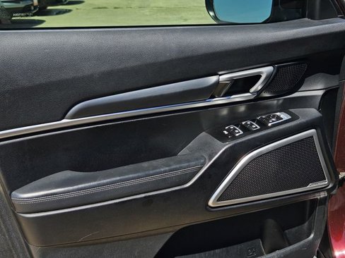 Used 2020 Kia Telluride LX image 25