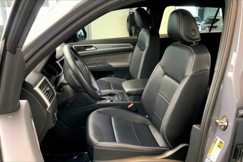 Used 2021 Volkswagen Atlas Cross Sport SE image 7