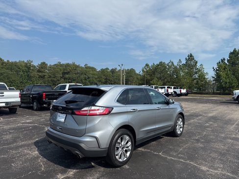 Used 2024 Ford Edge Titanium image 16
