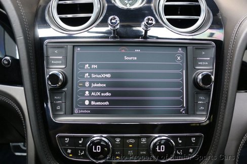 Used 2019 Bentley Bentayga image 49