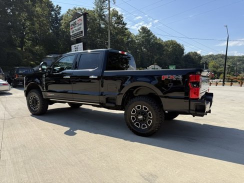 Used 2024 Ford F250 Platinum image 8