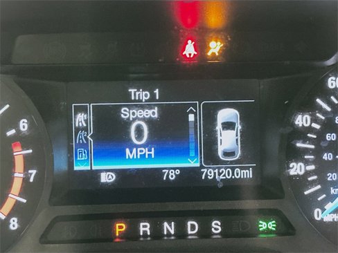 Used 2019 Ford Edge SE image 12