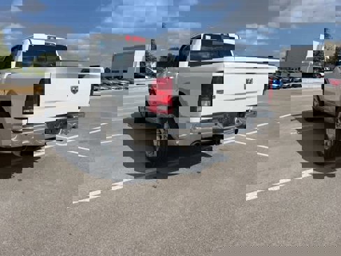 Used 2010 Dodge Ram 1500 Truck Laramie image 3