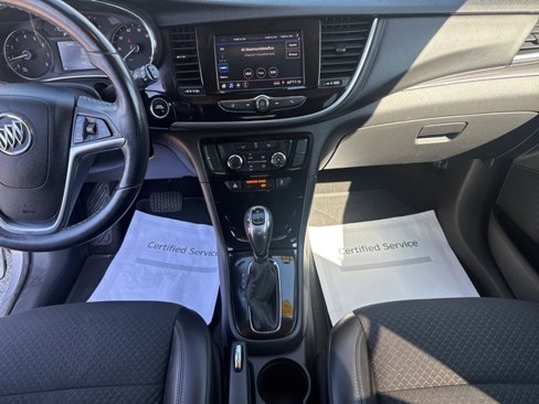 Used 2022 Buick Encore Preferred w/ Safety Package image 18