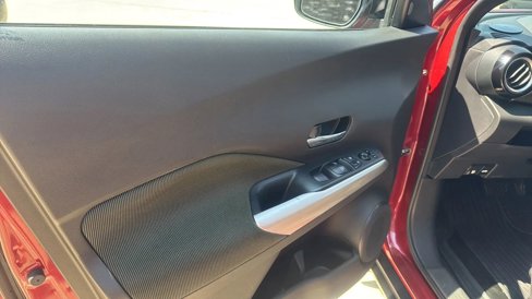 Used 2020 Nissan Kicks SV image 12