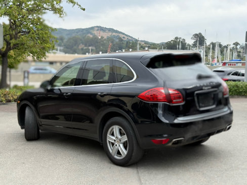Used 2011 Porsche Cayenne image 5
