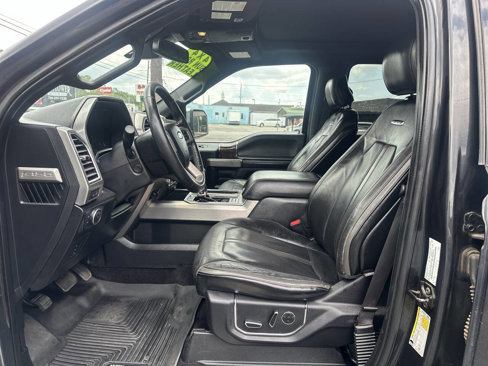 Used 2015 Ford F150 Platinum w/ Equipment Group 701A Luxury image 12
