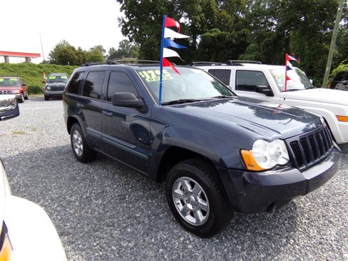 Used 2009 Jeep Grand Cherokee Laredo image 3