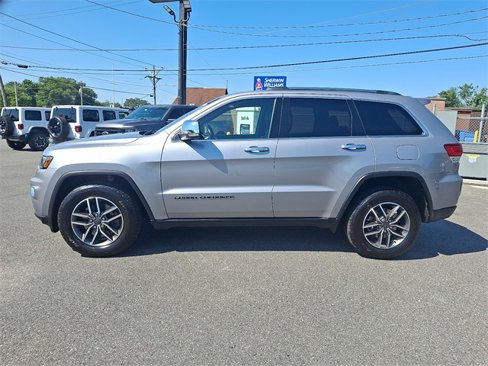 Used 2021 Jeep Grand Cherokee Limited w/ Premium Lighting Group image 8