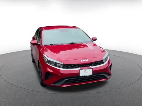 Used 2024 Kia Forte LXS image 4