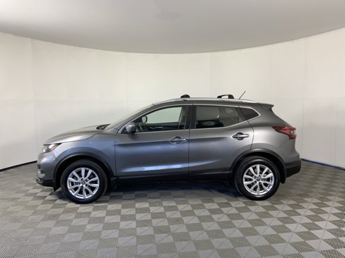 Used 2020 Nissan Rogue Sport SV image 6