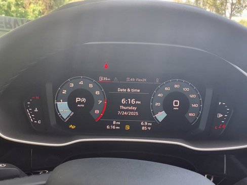 New 2025 Audi Q3 2.0T Premium image 16