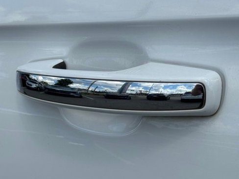 Used 2021 Ford Expedition Limited image 14