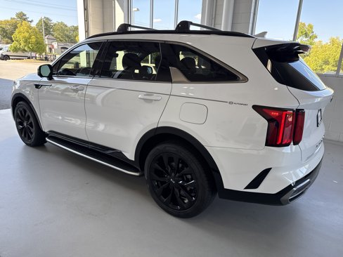 Used 2021 Kia Sorento SX image 12