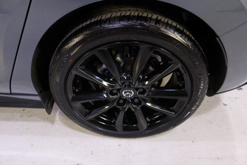 Used 2023 MAZDA MAZDA3 s image 38