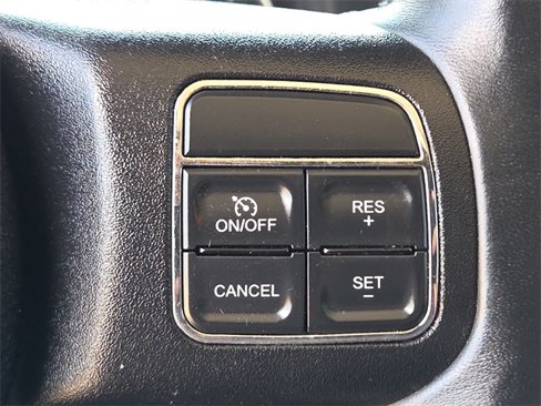 Used 2012 Jeep Wrangler Unlimited Sahara w/ Connectivity Group image 23