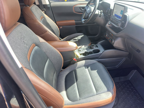 Used 2022 Ford Bronco Sport Outer Banks w/ Tech Package image 12
