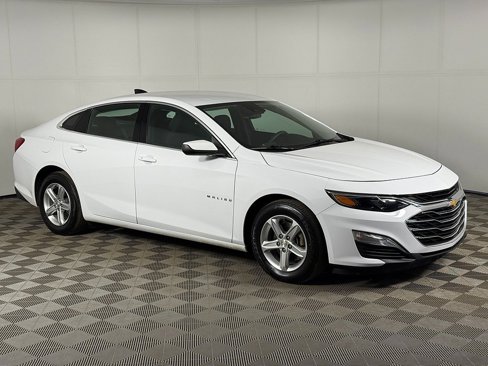 Used 2023 Chevrolet Malibu LS w/ Driver Confidence Package image 41