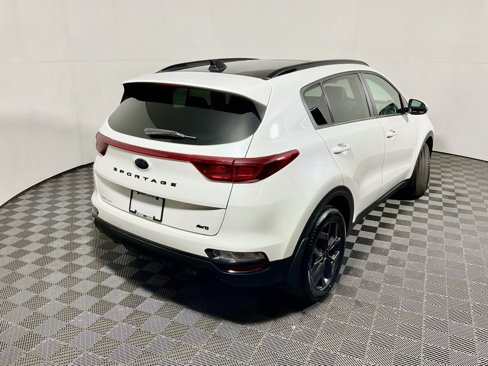 Used 2022 Kia Sportage Nightfall Edition image 16