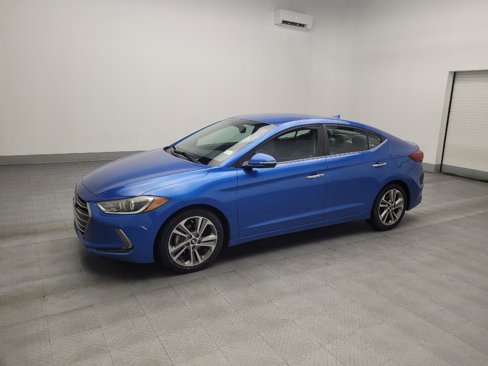 Used 2017 Hyundai Elantra Limited image 2