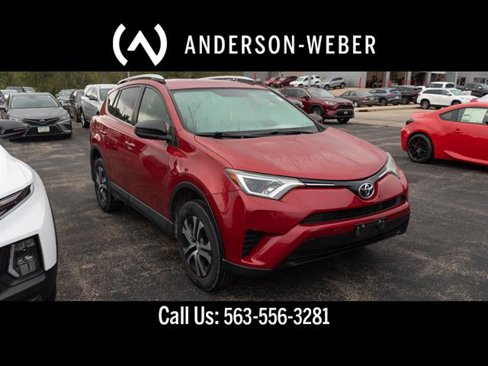 Used 2016 Toyota RAV4 LE image 1