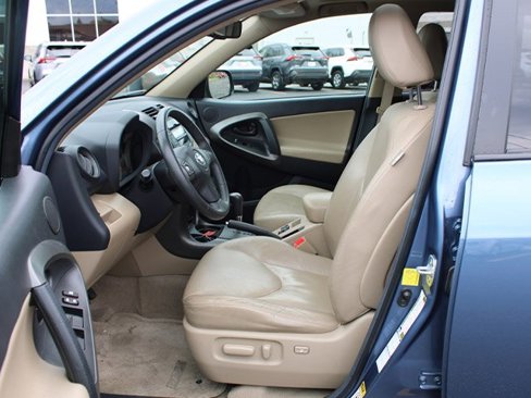 Used 2011 Toyota RAV4 Limited image 12
