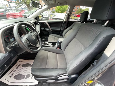Used 2016 Toyota RAV4 LE image 11