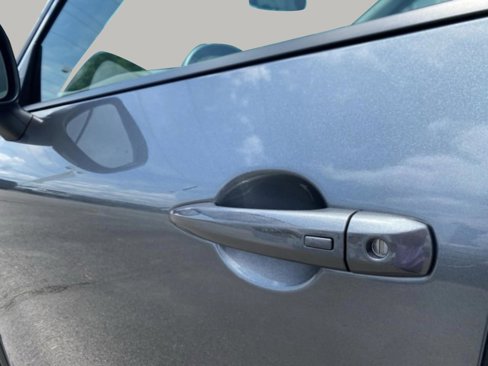 Used 2023 Nissan Rogue SV image 12